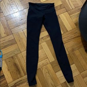 Lululemon black workout leggings